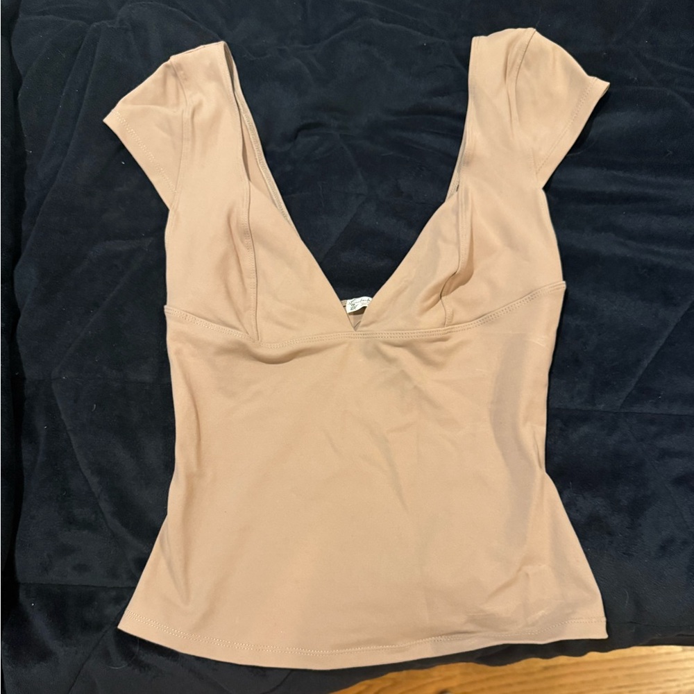 Free People Beige V-Neck Short Sleeve Top